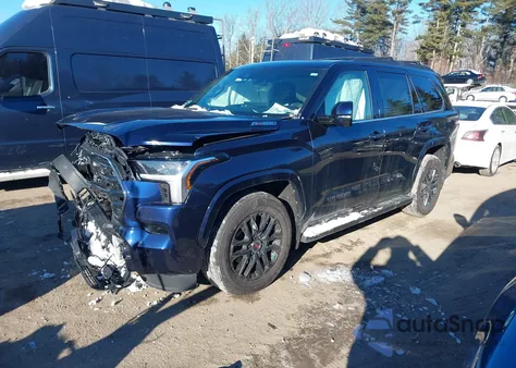 2025 Toyota Sequoia Sr5 from USA, damaged, VIN 7SVAAABA0SX055173